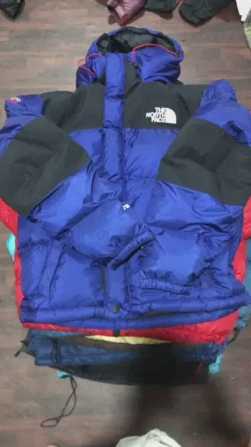 10 Northface Coats Puffers Jackets Bundle #15 TNF