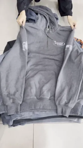 CARHARTT hoodies and jackets - 20 pieces