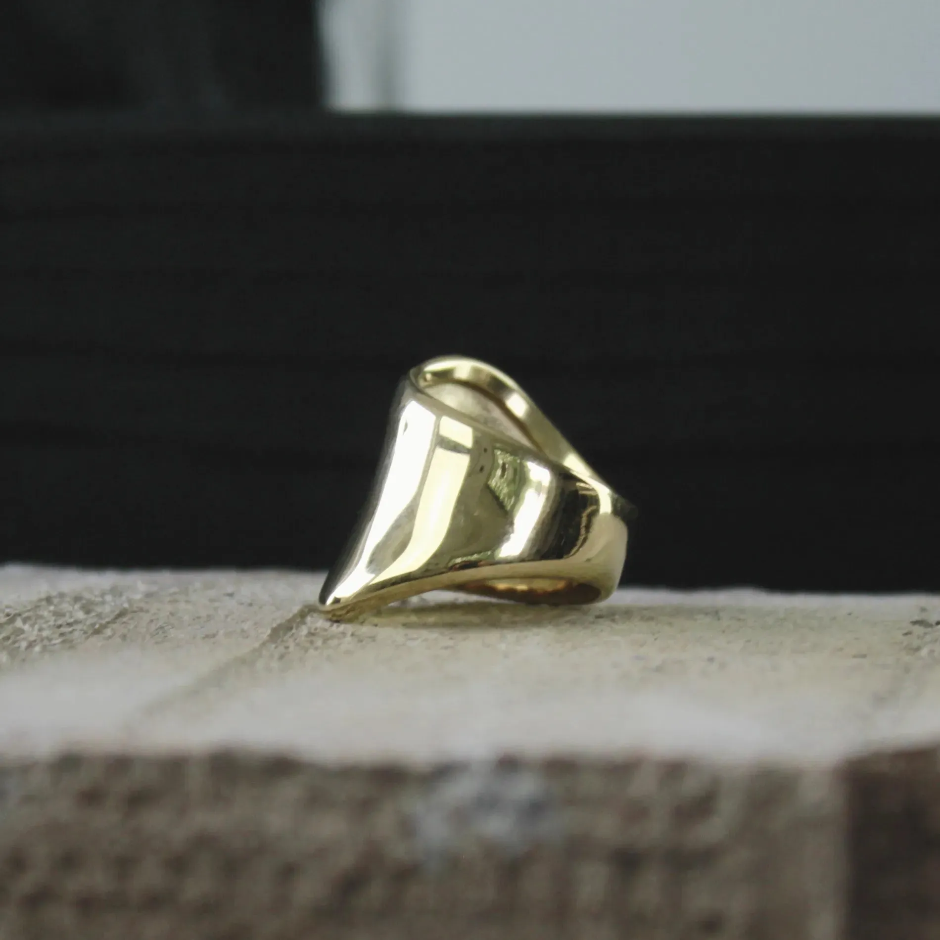 Courage Waterproof Arrow Statement Ring 18K Gold Plating