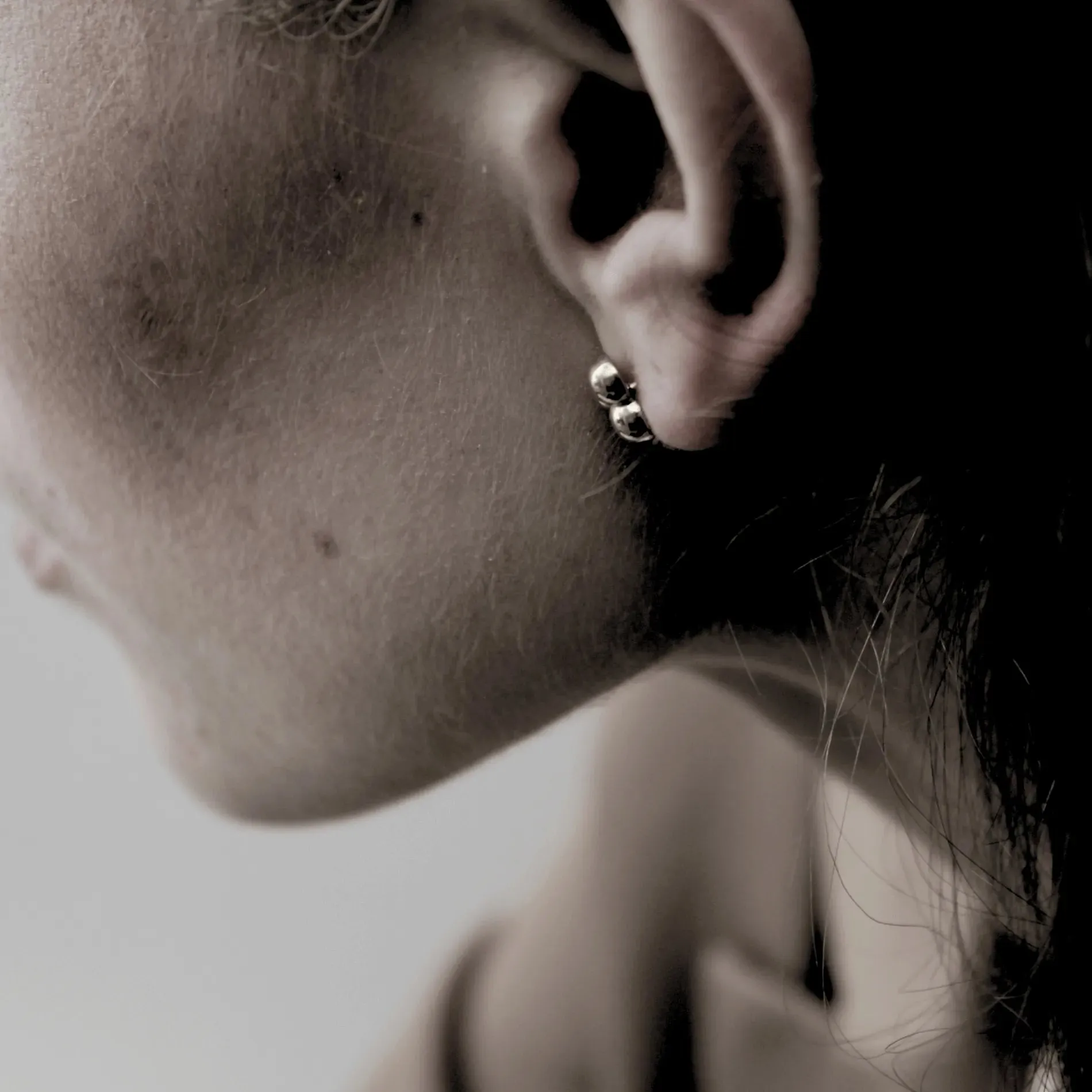 Passion Waterproof Triple Ball Earring Silver Plating