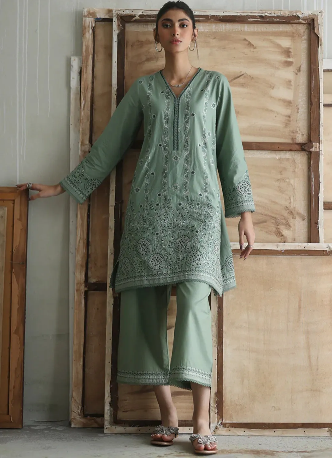 Spring Summer Pret '24 - Green Embroidered Co-Ord Set 19829